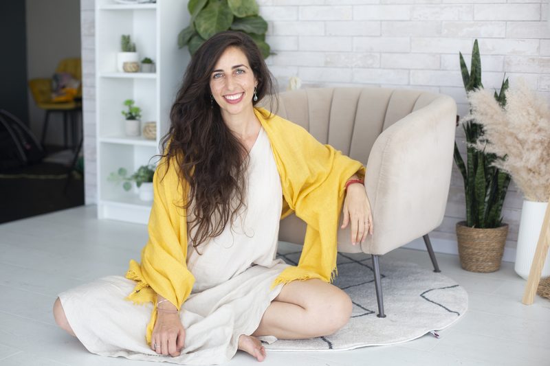 Einat
